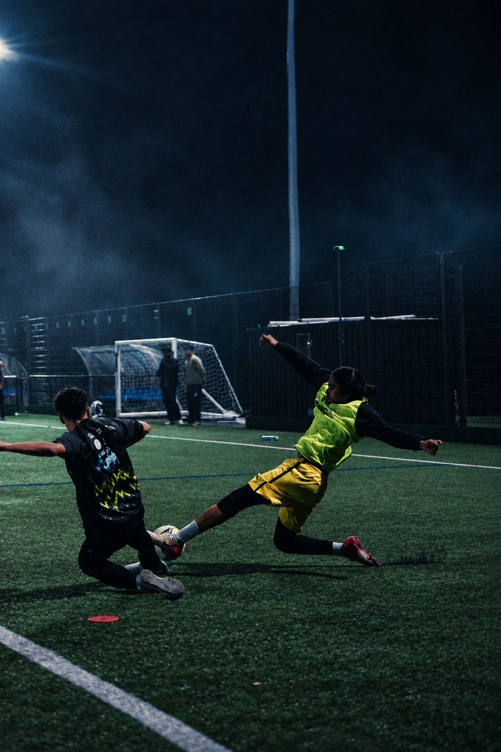 ProAm 6-a-side match under floodlights